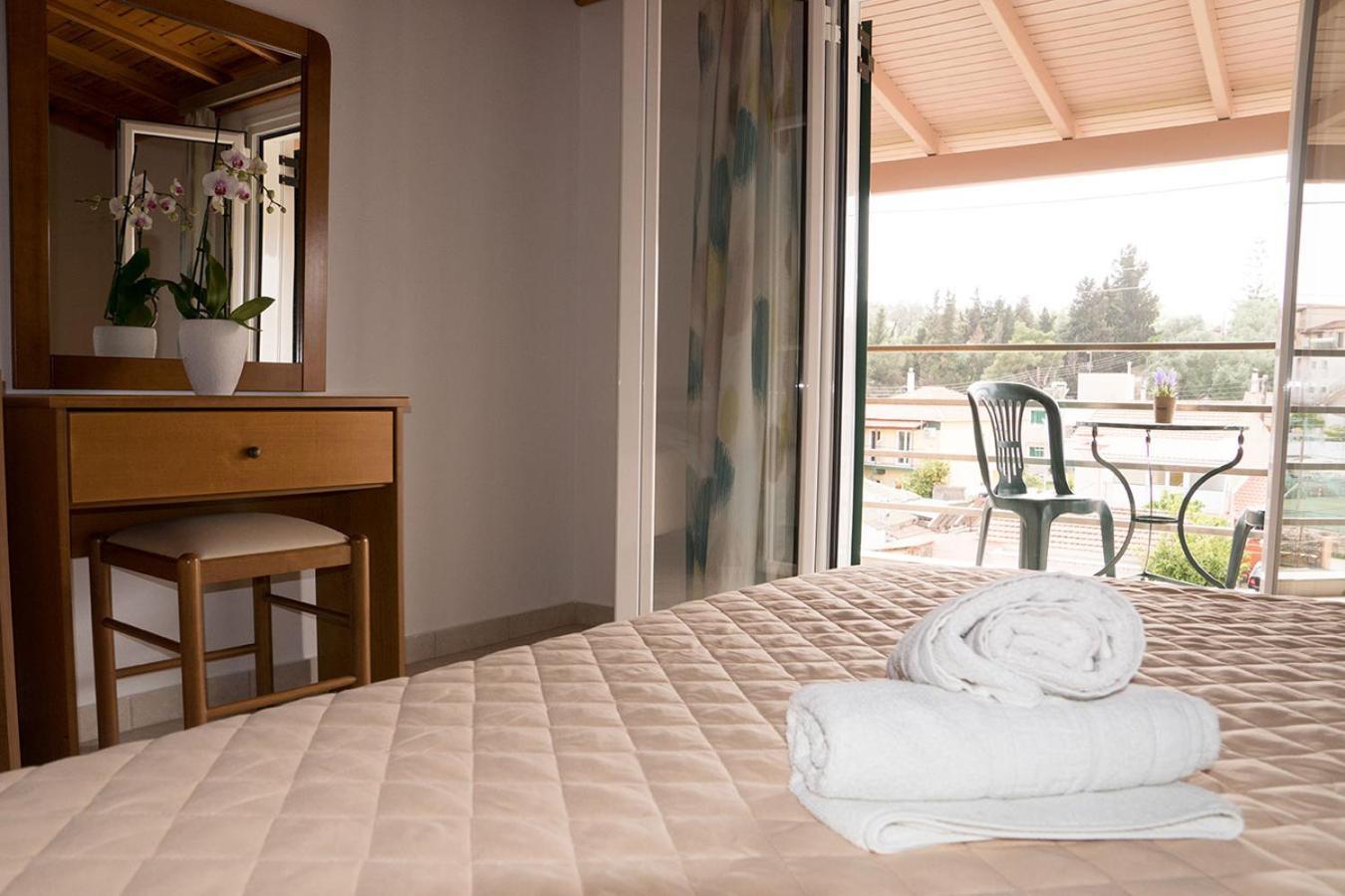 Eftihia Hotel *